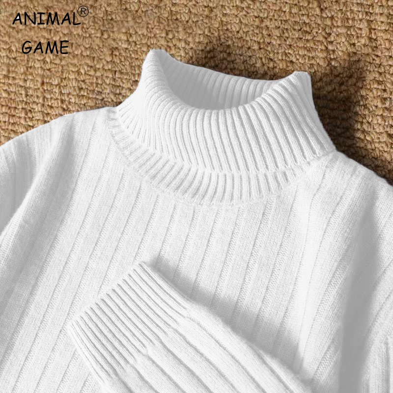 Turtleneck Sweater Men - Animal Game-suéter largo de cuello alto
