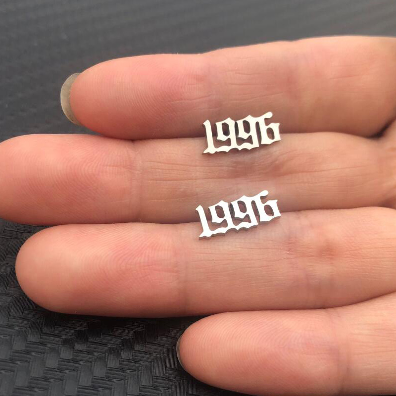 Pendientes de acero inoxidable - Men'S Fashion Year 2000 reseña y precio