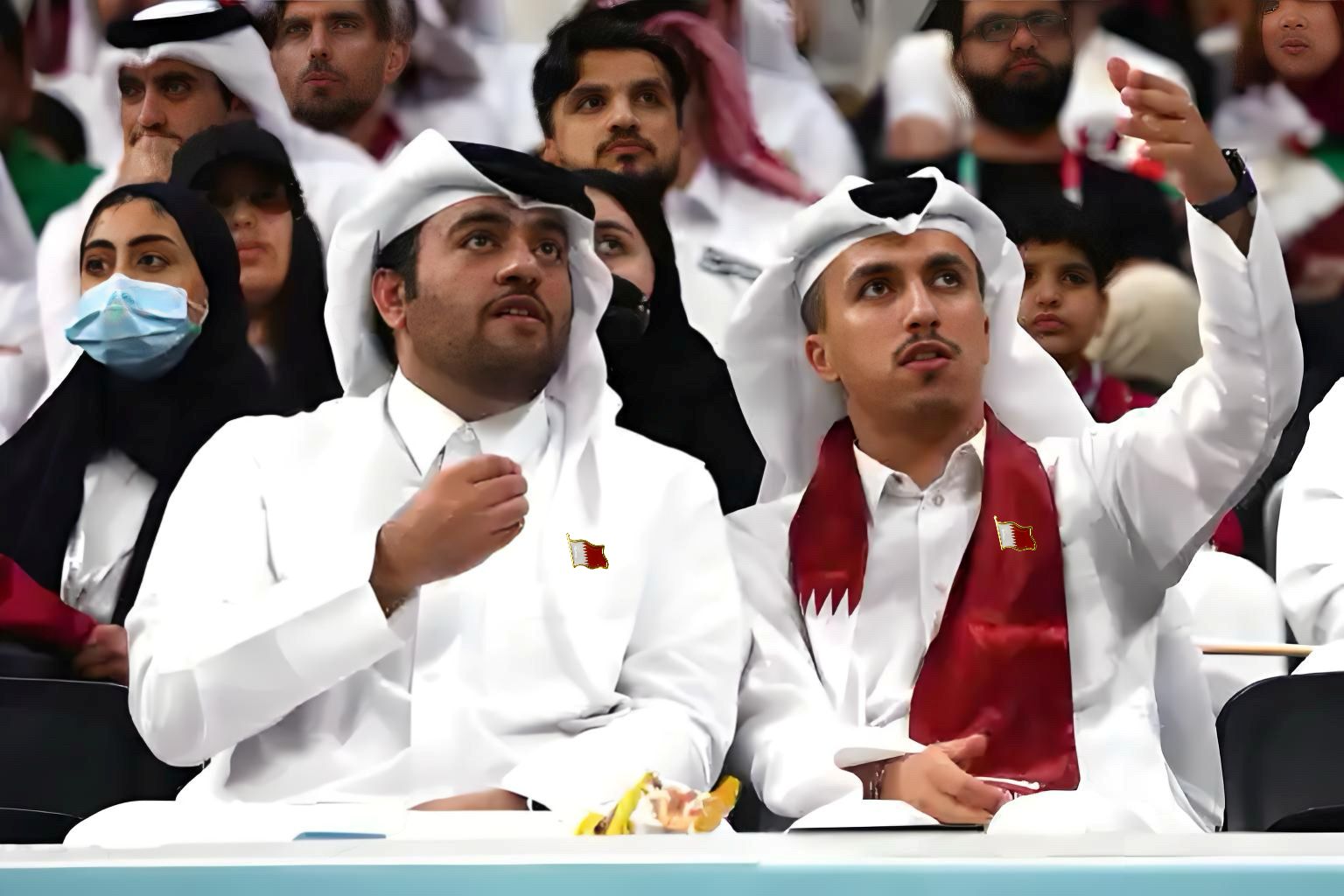 Pin de Solapa con la Bandera d - Men'S Fashion Qatar reseña y precio